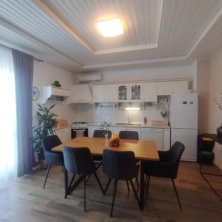 Maja Appartement Makarska Buitenkant foto